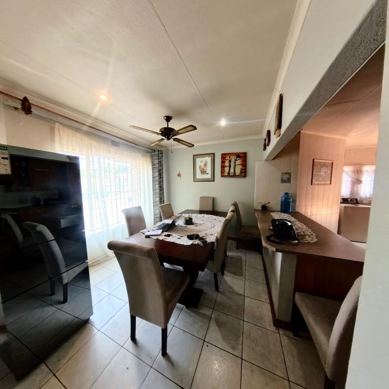 3 Bedroom Property for Sale in Birchleigh North Gauteng