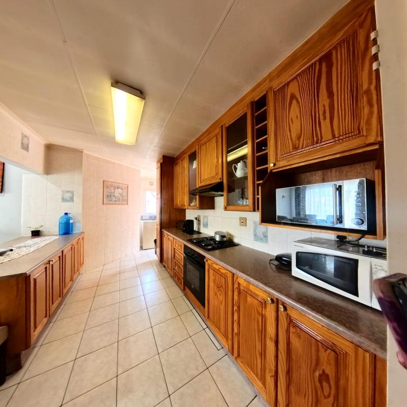 3 Bedroom Property for Sale in Birchleigh North Gauteng