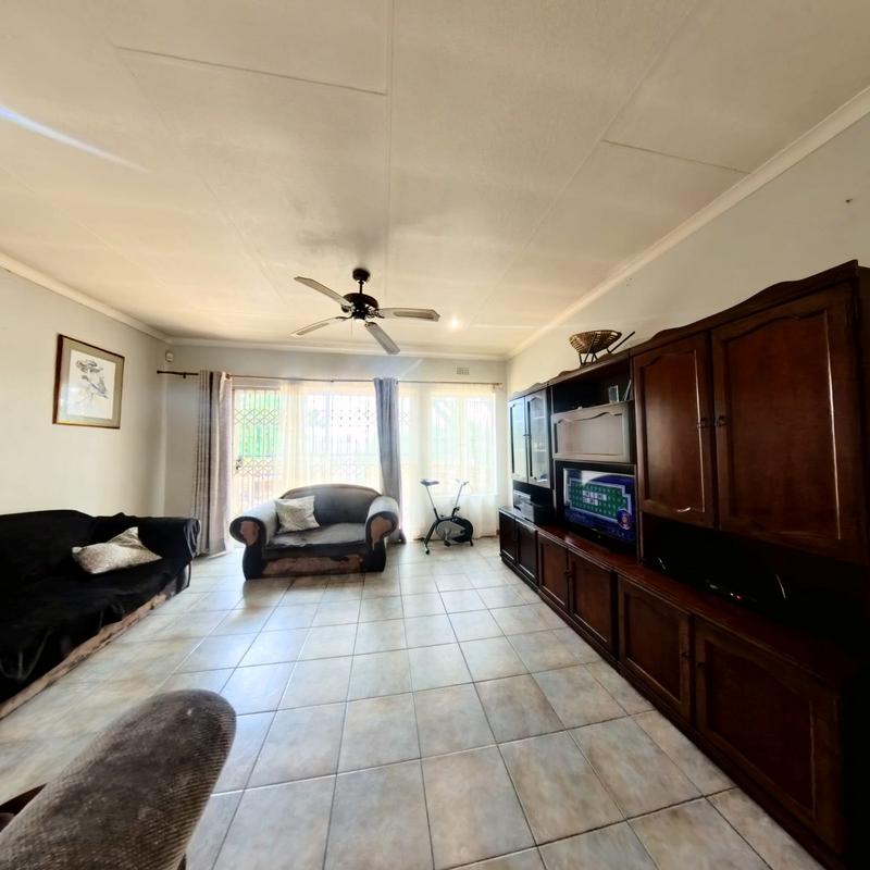 3 Bedroom Property for Sale in Birchleigh North Gauteng