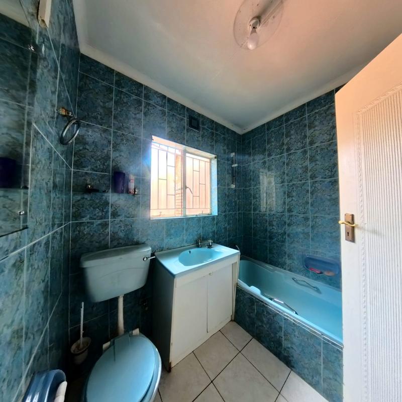 3 Bedroom Property for Sale in Birchleigh North Gauteng