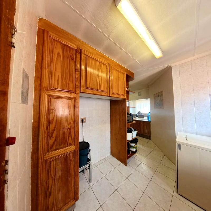 3 Bedroom Property for Sale in Birchleigh North Gauteng