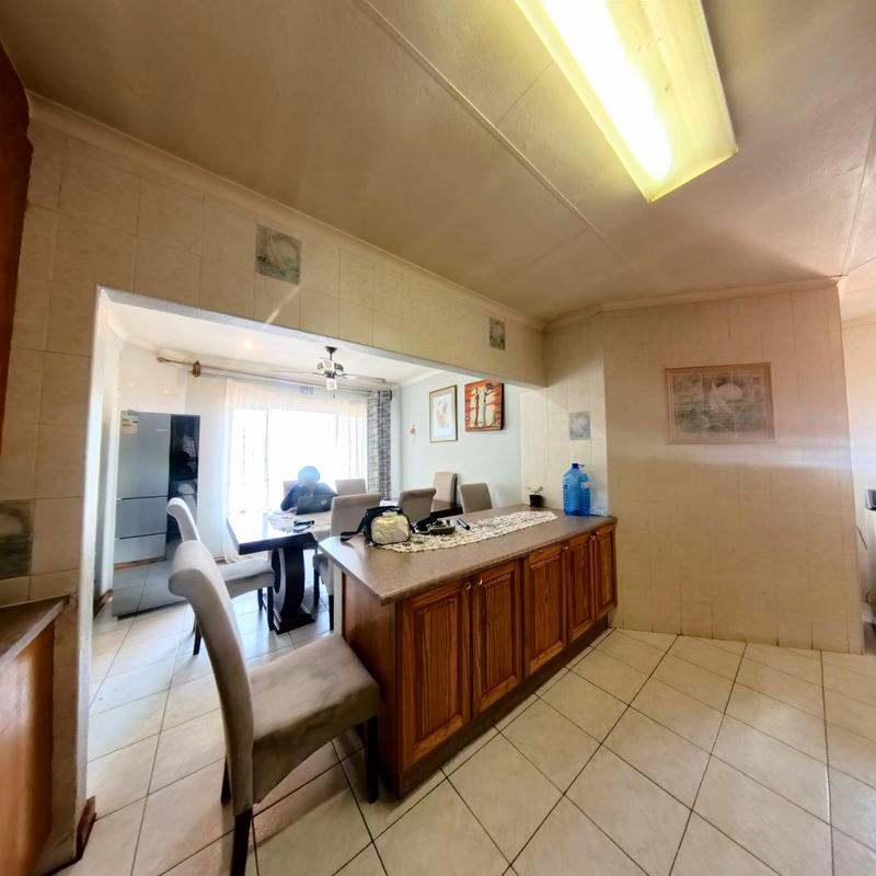 3 Bedroom Property for Sale in Birchleigh North Gauteng