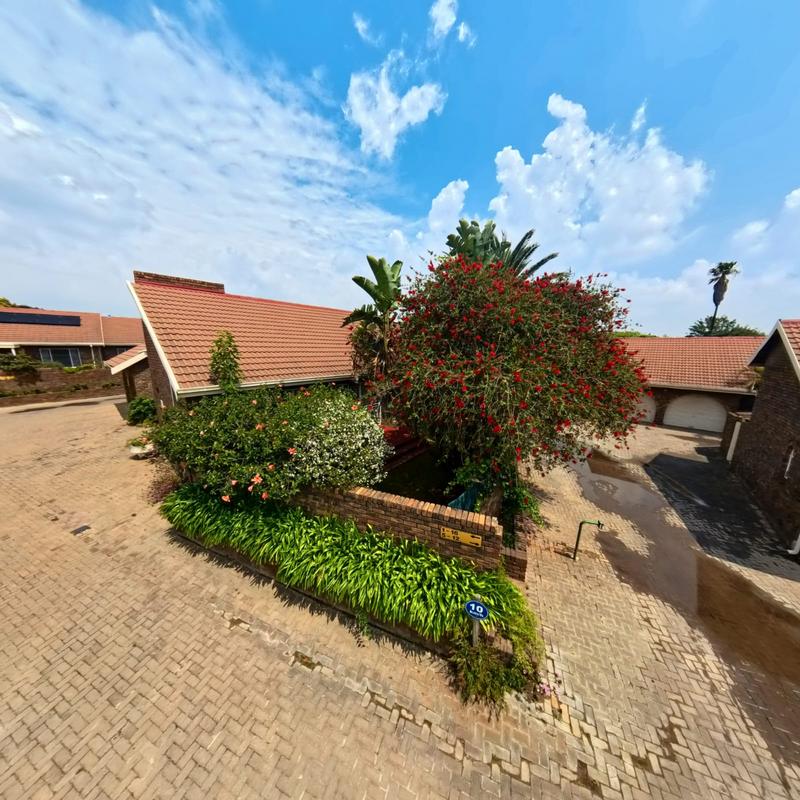 3 Bedroom Property for Sale in Birchleigh North Gauteng