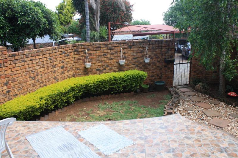 3 Bedroom Property for Sale in Croydon Gauteng
