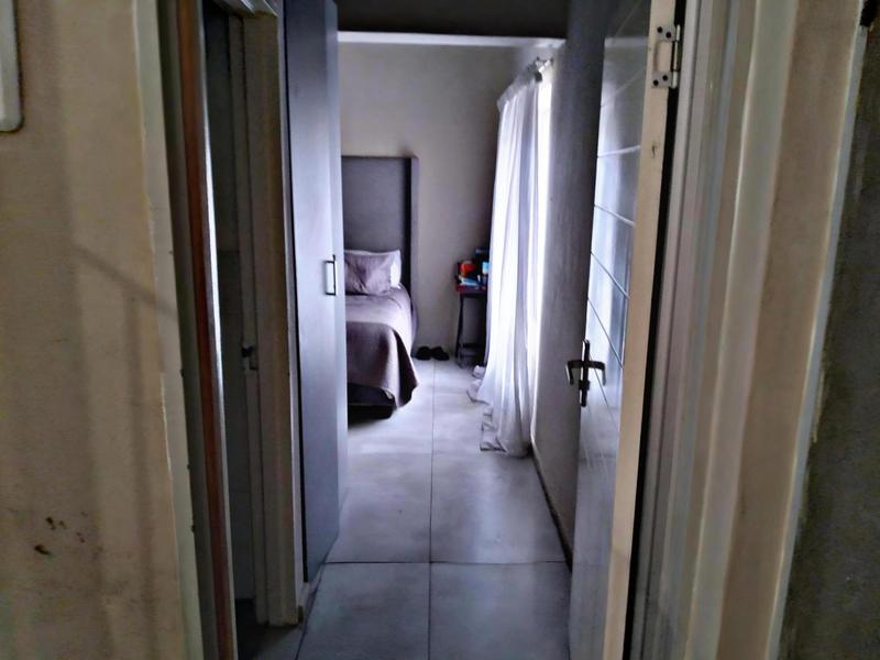 2 Bedroom Property for Sale in Auckland Park Gauteng