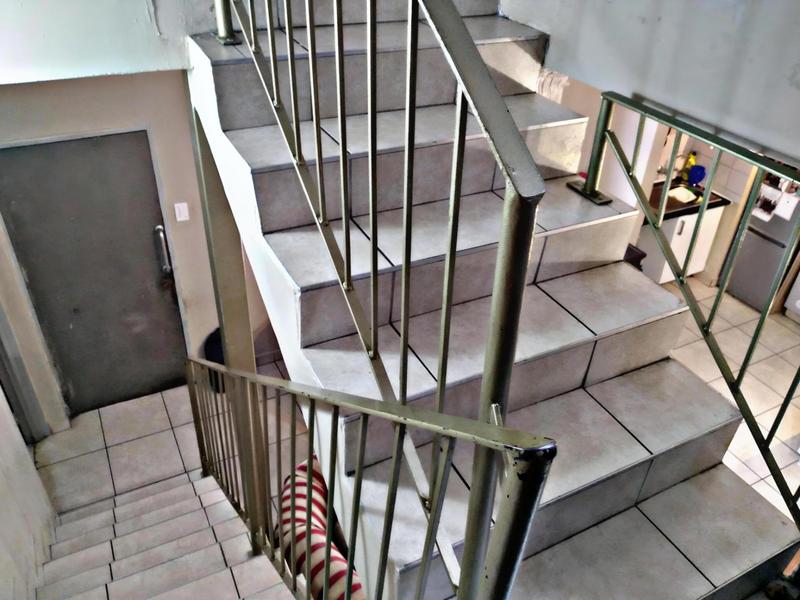 2 Bedroom Property for Sale in Auckland Park Gauteng