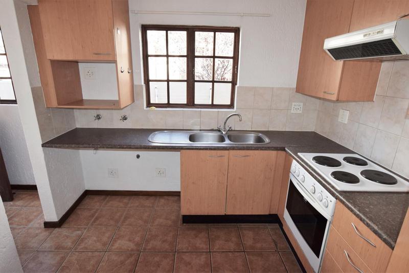 2 Bedroom Property for Sale in Lonehill Gauteng