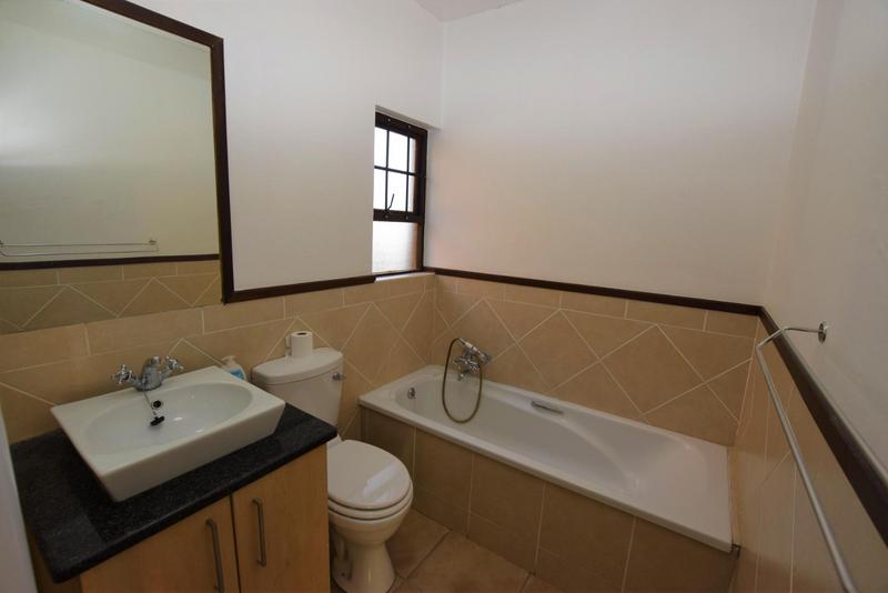 1 Bedroom Property for Sale in Lonehill Gauteng