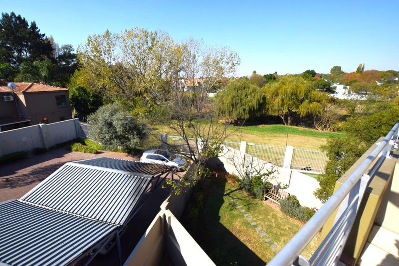 1 Bedroom Property for Sale in Paulshof Gauteng