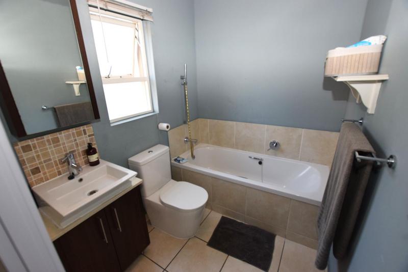 1 Bedroom Property for Sale in Paulshof Gauteng
