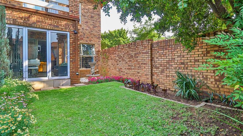 2 Bedroom Property for Sale in Rivonia Gauteng