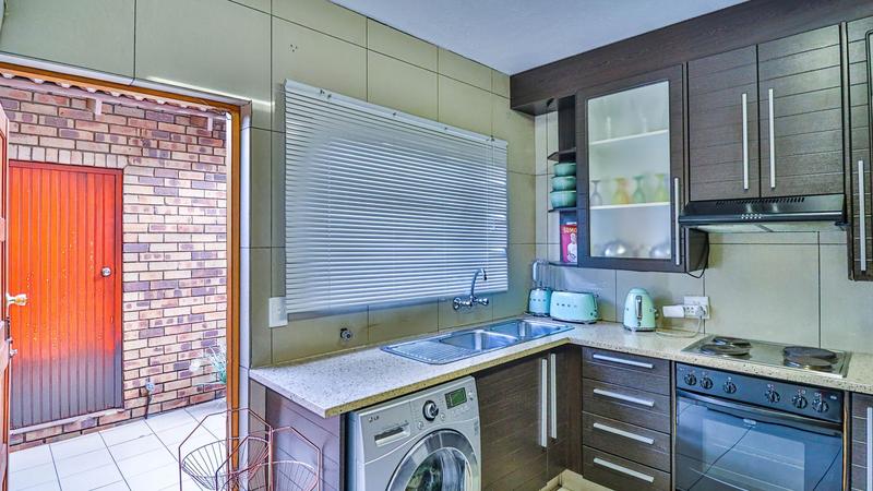2 Bedroom Property for Sale in Rivonia Gauteng