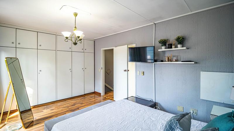2 Bedroom Property for Sale in Rivonia Gauteng