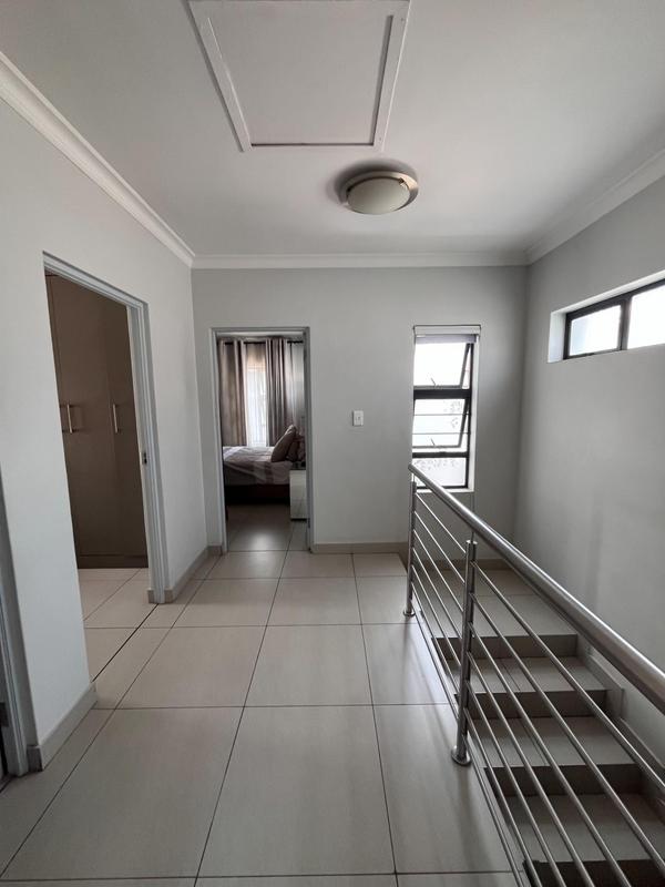To Let 3 Bedroom Property for Rent in Thatchfield Gauteng