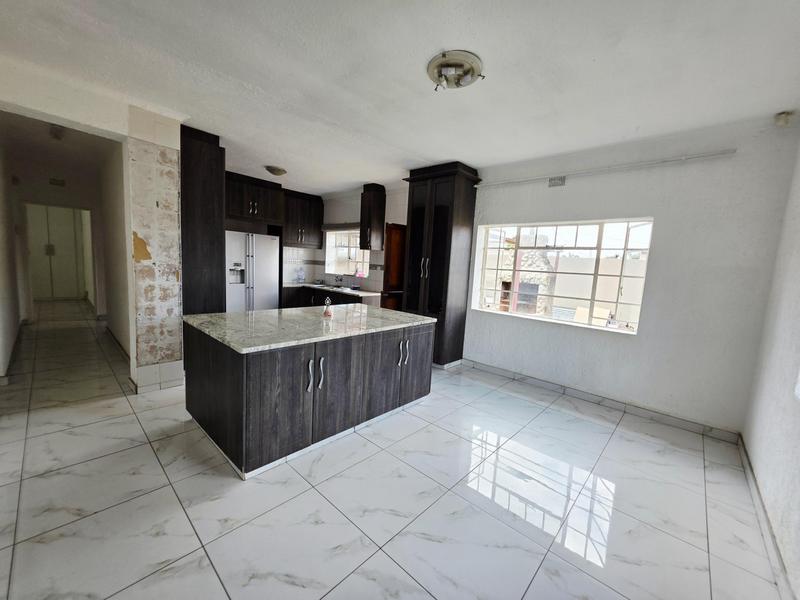 5 Bedroom Property for Sale in Gerdview Gauteng
