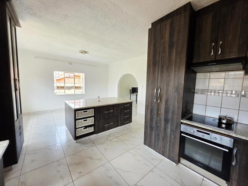 5 Bedroom Property for Sale in Gerdview Gauteng