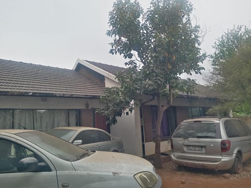 3 Bedroom Property for Sale in Katlehong South Gauteng
