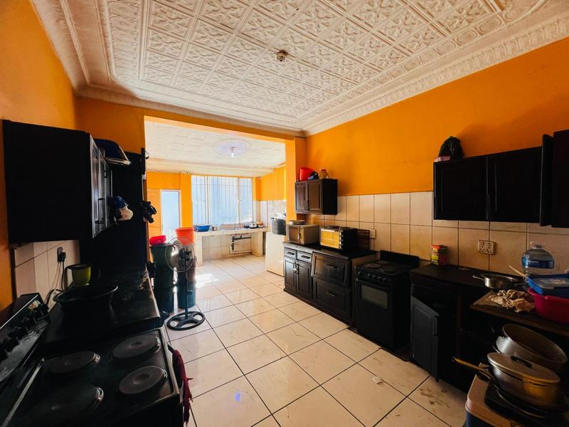 9 Bedroom Property for Sale in Bezuidenhout Valley Gauteng