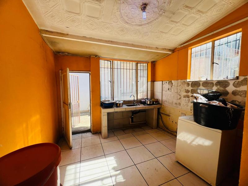 9 Bedroom Property for Sale in Bezuidenhout Valley Gauteng