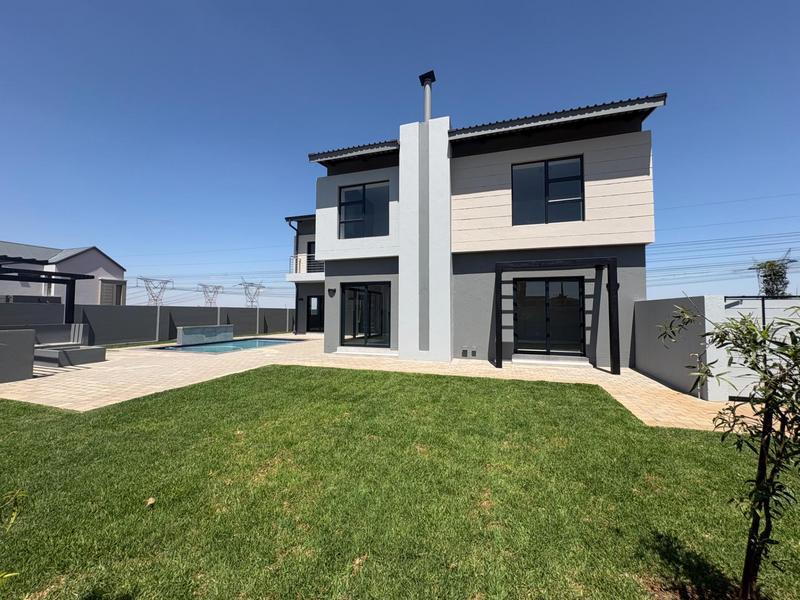 4 Bedroom Property for Sale in Midstream Heights Gauteng