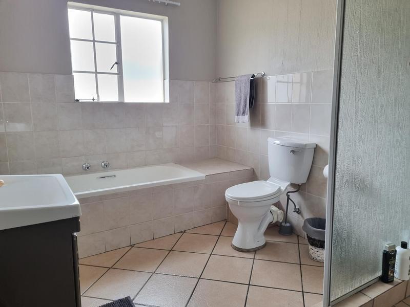 3 Bedroom Property for Sale in Ruimsig Gauteng