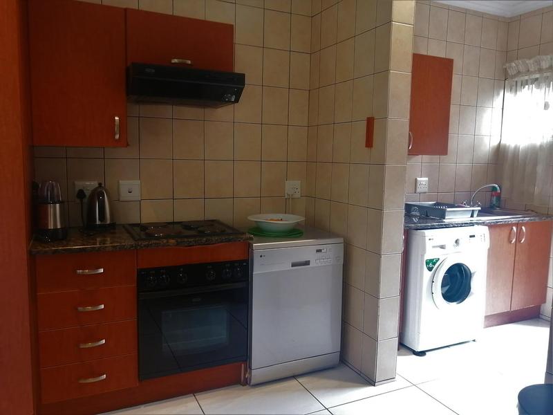 To Let 3 Bedroom Property for Rent in Amorosa Gauteng