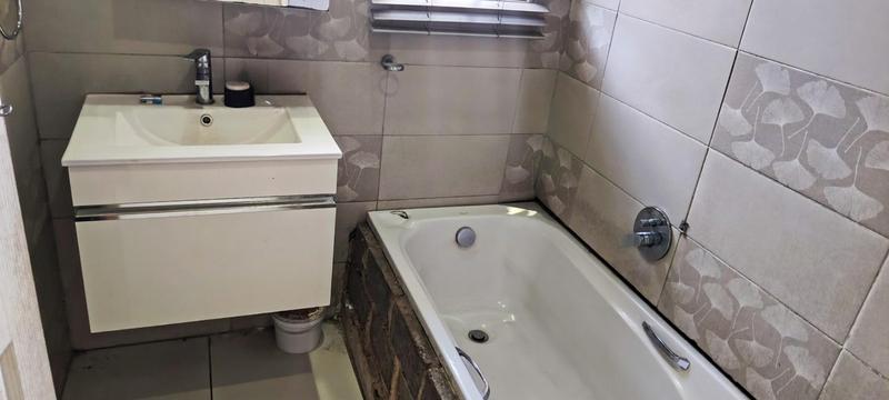 3 Bedroom Property for Sale in Protea Glen Gauteng