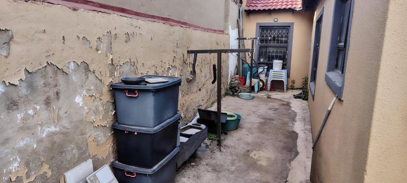 3 Bedroom Property for Sale in Protea Glen Gauteng