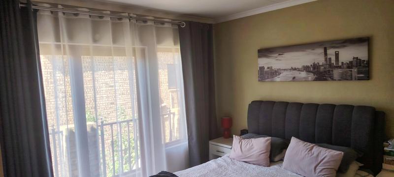 2 Bedroom Property for Sale in Willowbrook Gauteng