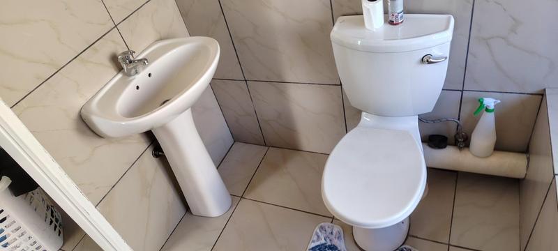 2 Bedroom Property for Sale in Willowbrook Gauteng