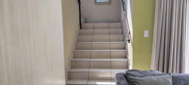 2 Bedroom Property for Sale in Willowbrook Gauteng