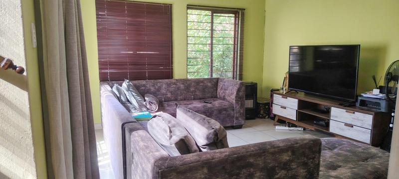 2 Bedroom Property for Sale in Willowbrook Gauteng