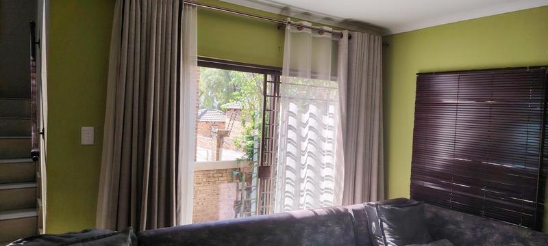 2 Bedroom Property for Sale in Willowbrook Gauteng