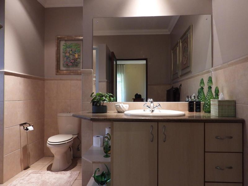 4 Bedroom Property for Sale in Cornwall Hill Gauteng