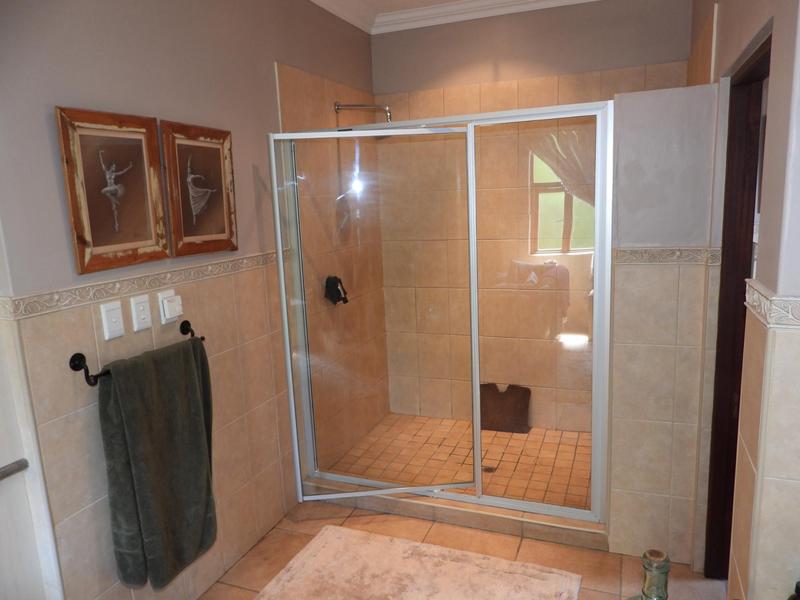 4 Bedroom Property for Sale in Cornwall Hill Gauteng