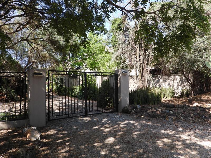 4 Bedroom Property for Sale in Cornwall Hill Gauteng