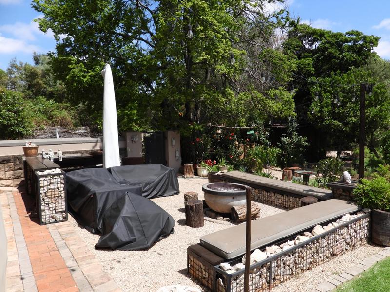4 Bedroom Property for Sale in Cornwall Hill Gauteng