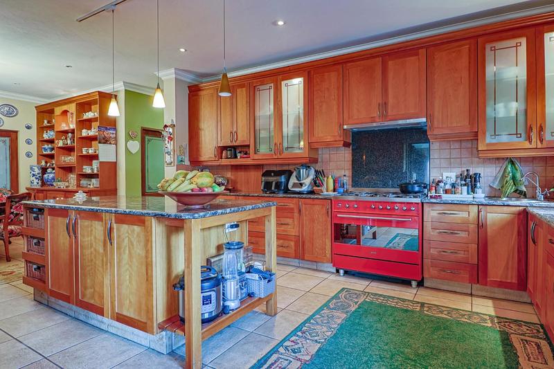 4 Bedroom Property for Sale in Cornwall Hill Gauteng