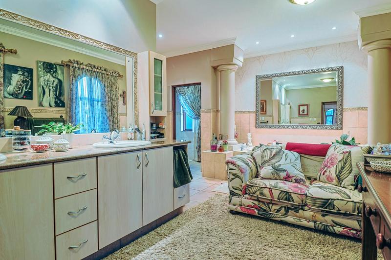 4 Bedroom Property for Sale in Cornwall Hill Gauteng