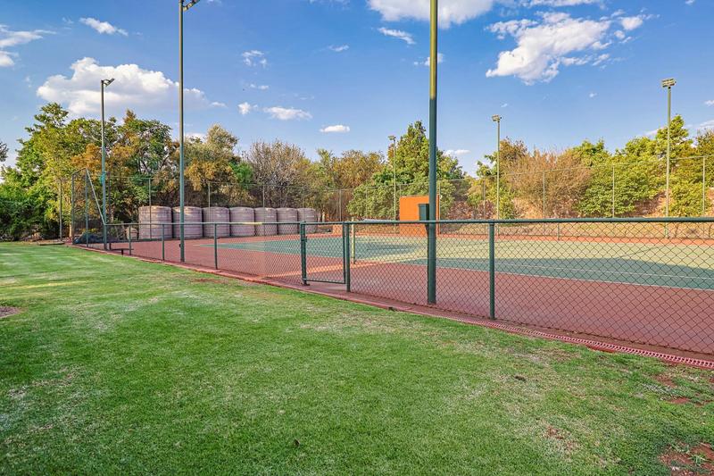 4 Bedroom Property for Sale in Cornwall Hill Gauteng