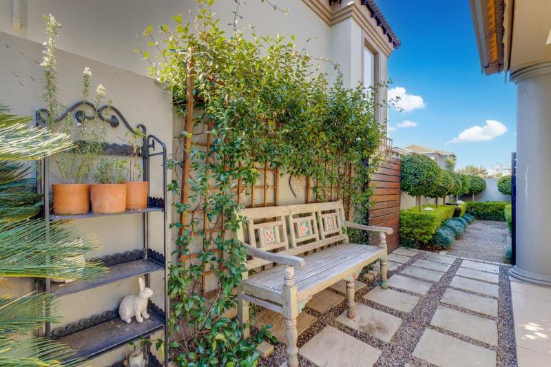To Let 3 Bedroom Property for Rent in Bryanston Gauteng
