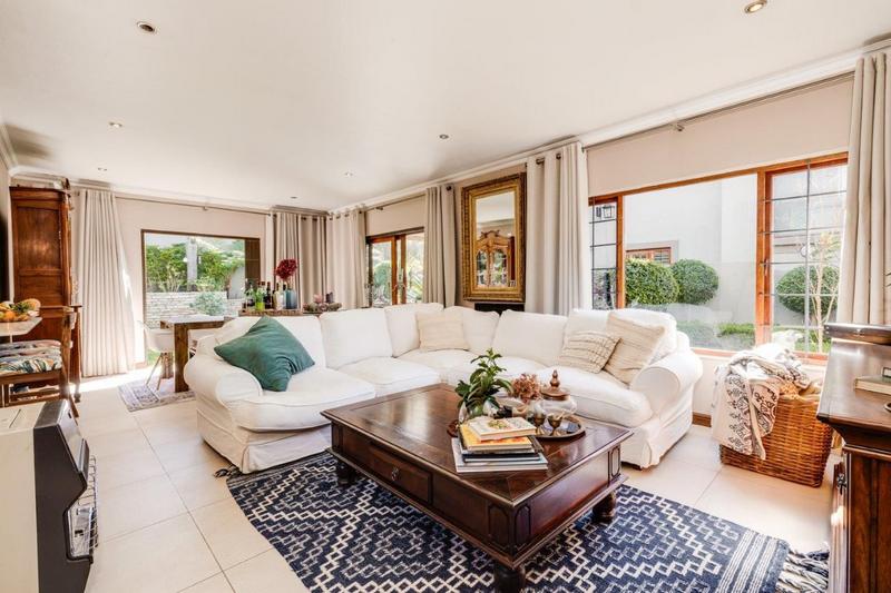 To Let 3 Bedroom Property for Rent in Bryanston Gauteng
