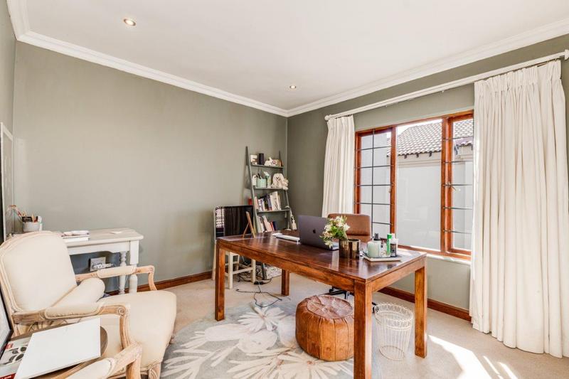 To Let 3 Bedroom Property for Rent in Bryanston Gauteng