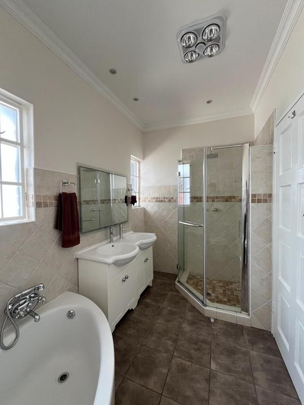 4 Bedroom Property for Sale in Hazelwood Gauteng