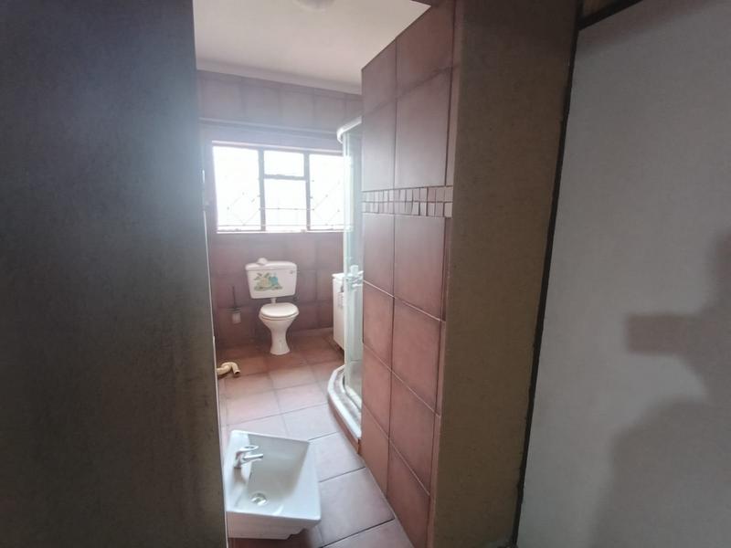 To Let 3 Bedroom Property for Rent in Strubenvale Gauteng