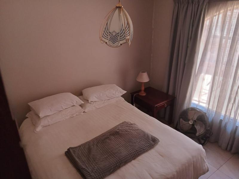 4 Bedroom Property for Sale in Eldoraigne Gauteng