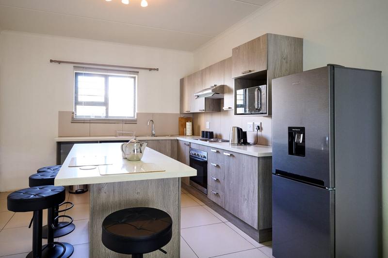 2 Bedroom Property for Sale in Erand Gardens Gauteng