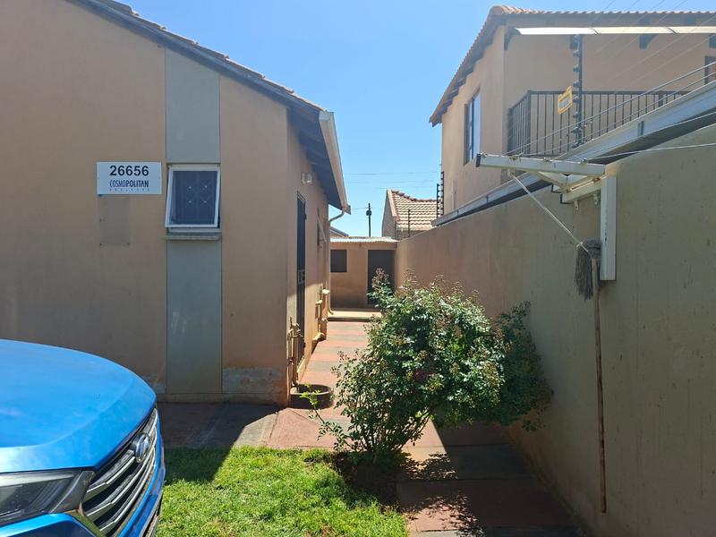 2 Bedroom Property for Sale in Protea Glen Gauteng