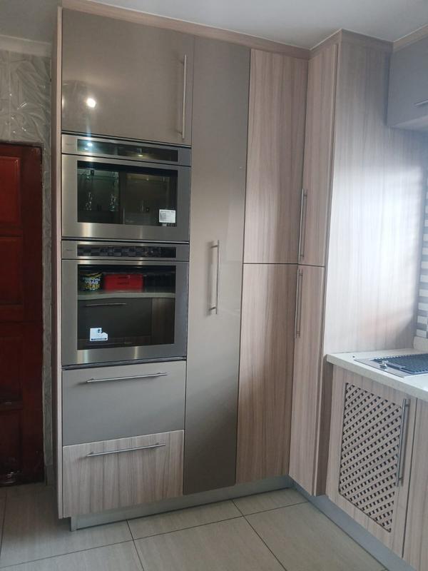 3 Bedroom Property for Sale in Eike Park Gauteng