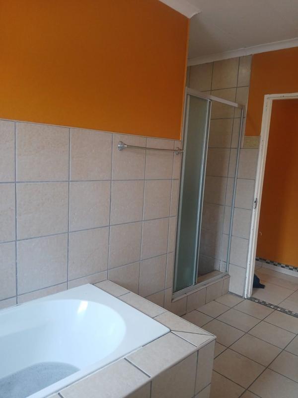 3 Bedroom Property for Sale in Eike Park Gauteng